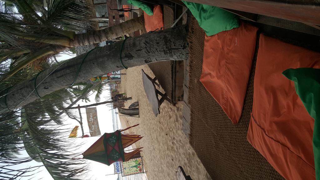 The Den Guest House Hikkaduwa Luaran gambar