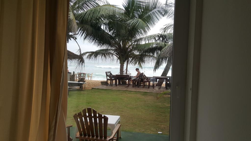 The Den Guest House Hikkaduwa Luaran gambar