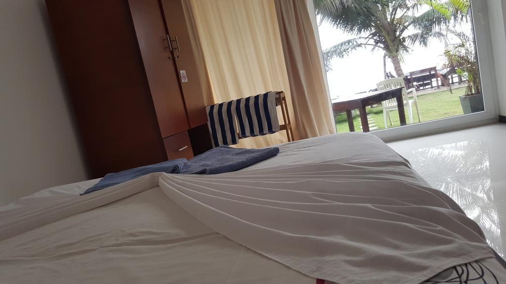 The Den Guest House Hikkaduwa Luaran gambar