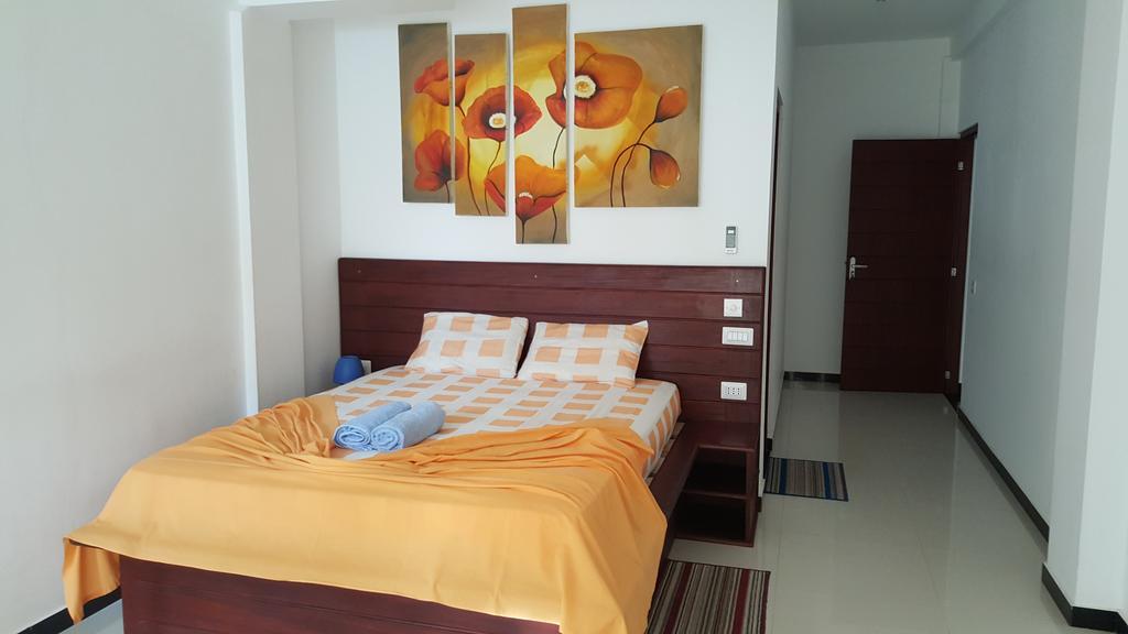 The Den Guest House Hikkaduwa Luaran gambar
