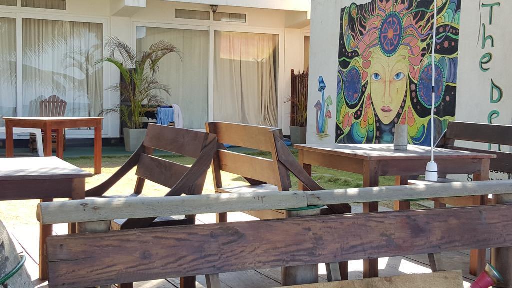 The Den Guest House Hikkaduwa Luaran gambar