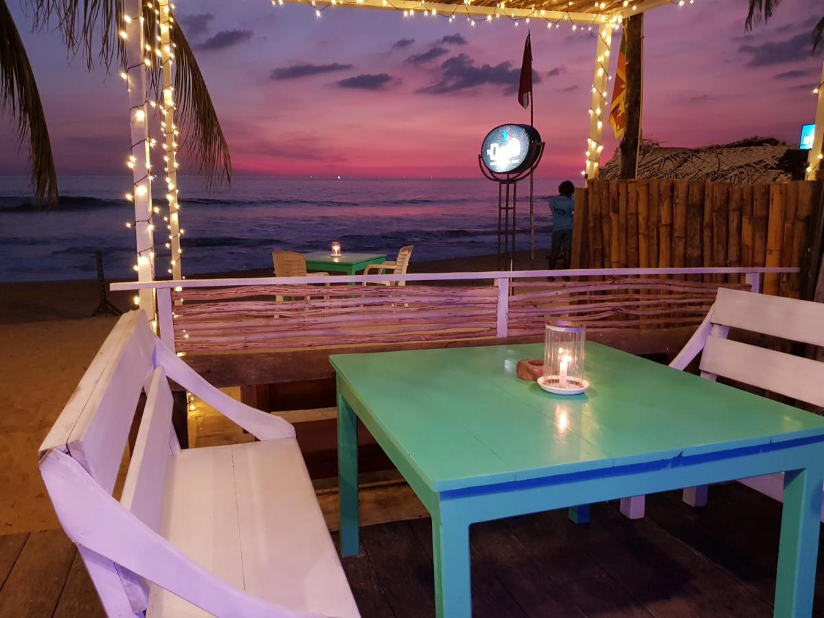 The Den Guest House Hikkaduwa Luaran gambar
